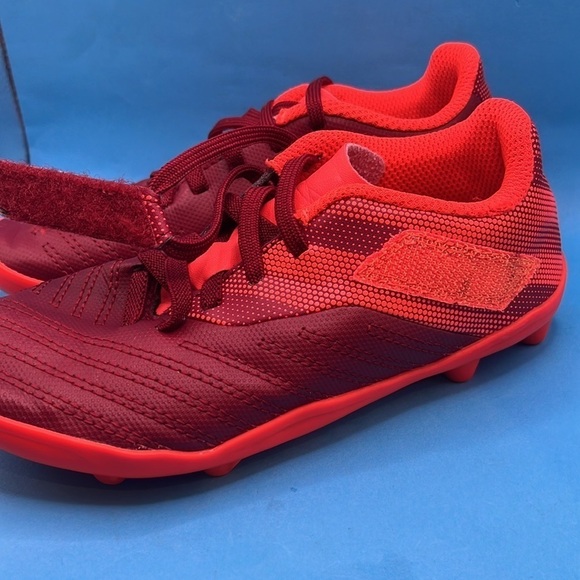 Ground soccer cleats burgundy/orange - kids
Size 12.5c - Picture 3 of 7